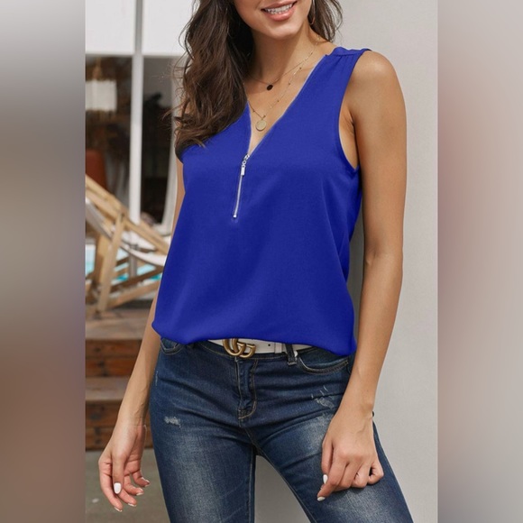 Tops - ZIP Neckline Sleeveless Top
